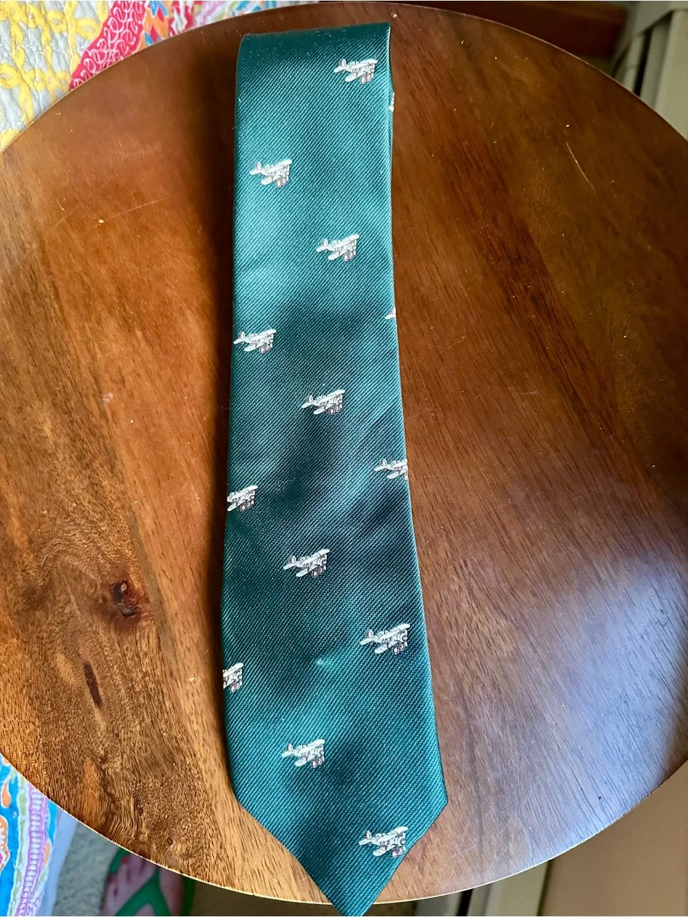 Vintage London 400 Hunter Green Tie with Prop Plane‎ Motif Made in USA